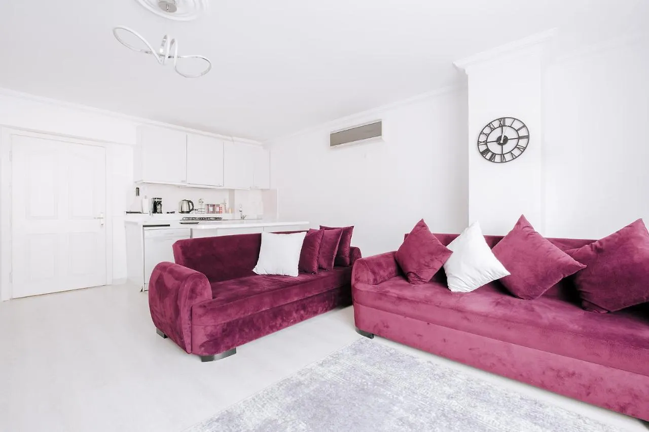 Charming Flat W Balcony Jacuzzi In Sisli Lägenhet Istanbul