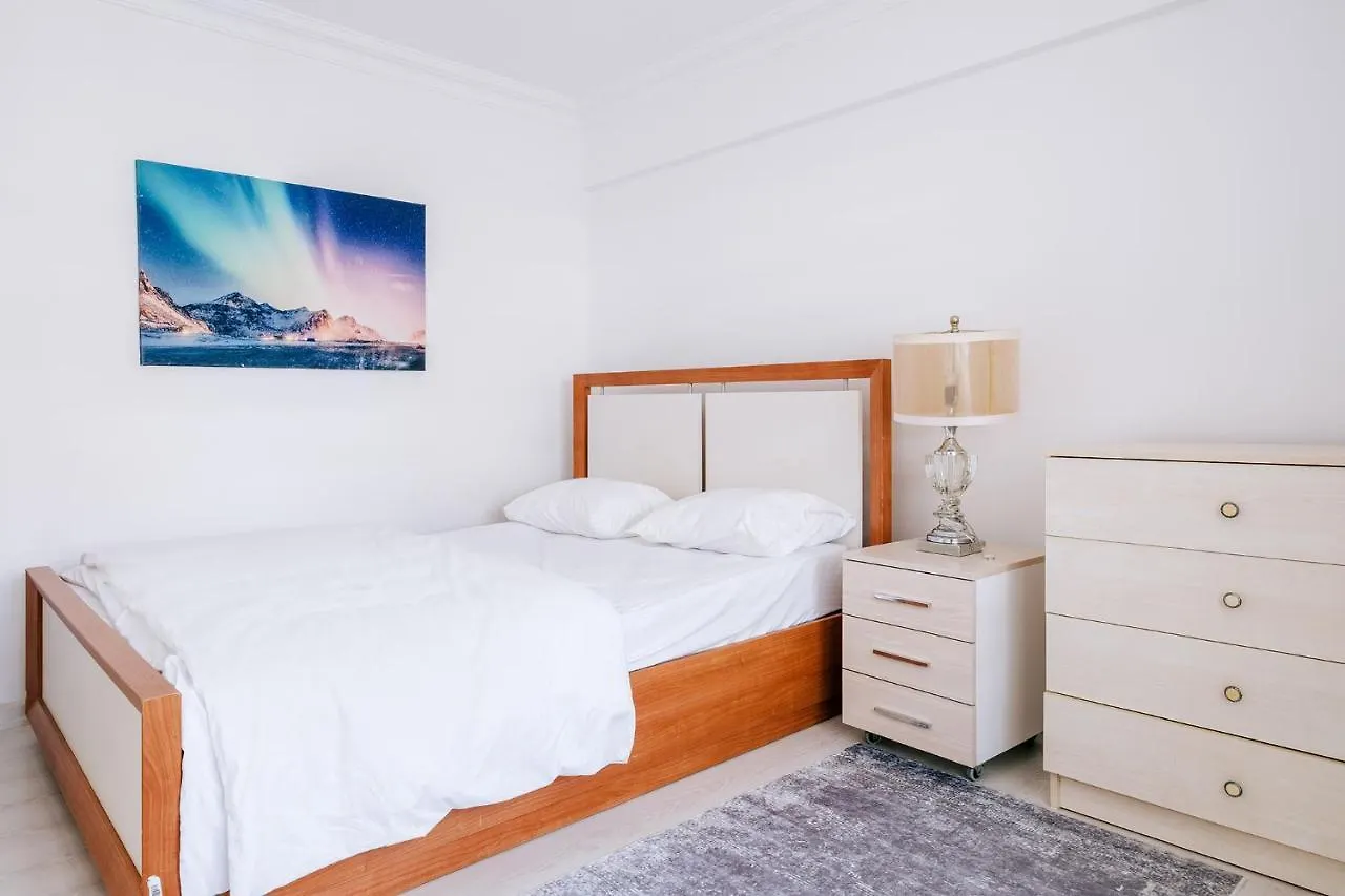 Charming Flat W Balcony Jacuzzi In Sisli Lägenhet Istanbul
